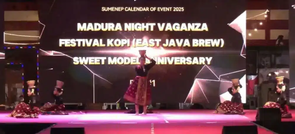 Pembukaan Madura Night Vaganza 2025 di GOR Sumenep menampilkan kolaborasi inovasi, pelayanan publik, dan seni budaya.