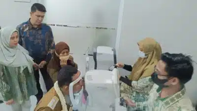 Bupati Sumenep Achmad Fauzi Wongsojudo memberikan imbauan program Cek Kesehatan Gratis kepada masyarakat.