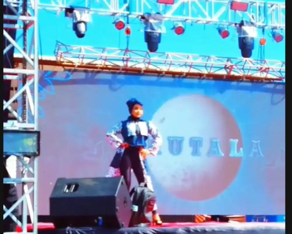 Pesona batik khas Sumenep tampil memukau dalam Madura Culture Festival 2025 di GOR A. Yani Pangligur Sumenep, dengan 65 peserta dari berbagai daerah Jawa Timur.