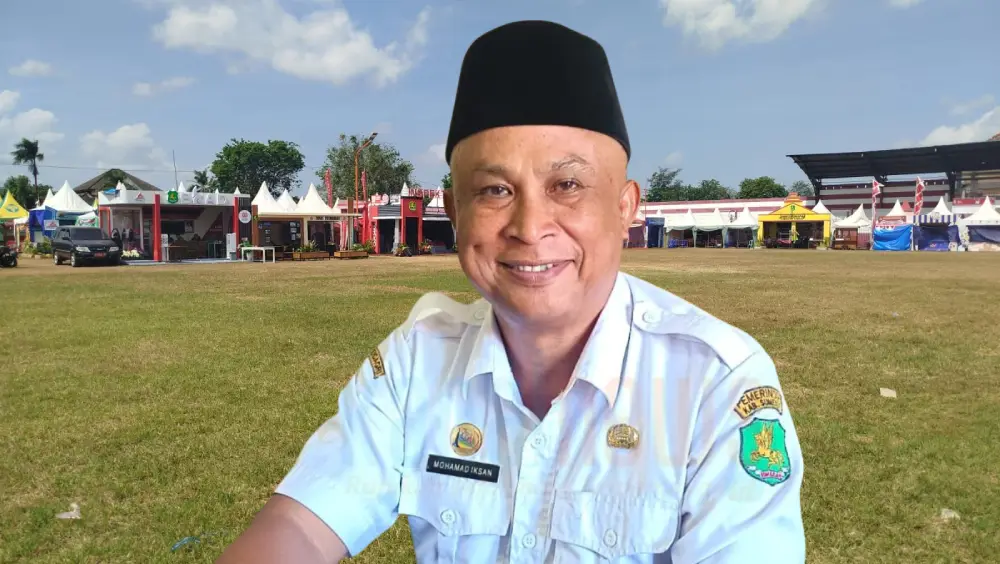 Lapangan Stadion Ahmad Yani Sumenep rusak usai Madura Culture Festival, Disbudporapar pastikan segera dilakukan perbaikan.