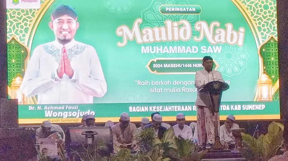 Suasana peringatan Maulid Nabi Muhammad SAW di Pendopo Agung Keraton Sumenep yang dihadiri Bupati Achmad Fauzi bersama Forkopimda dan masyarakat.