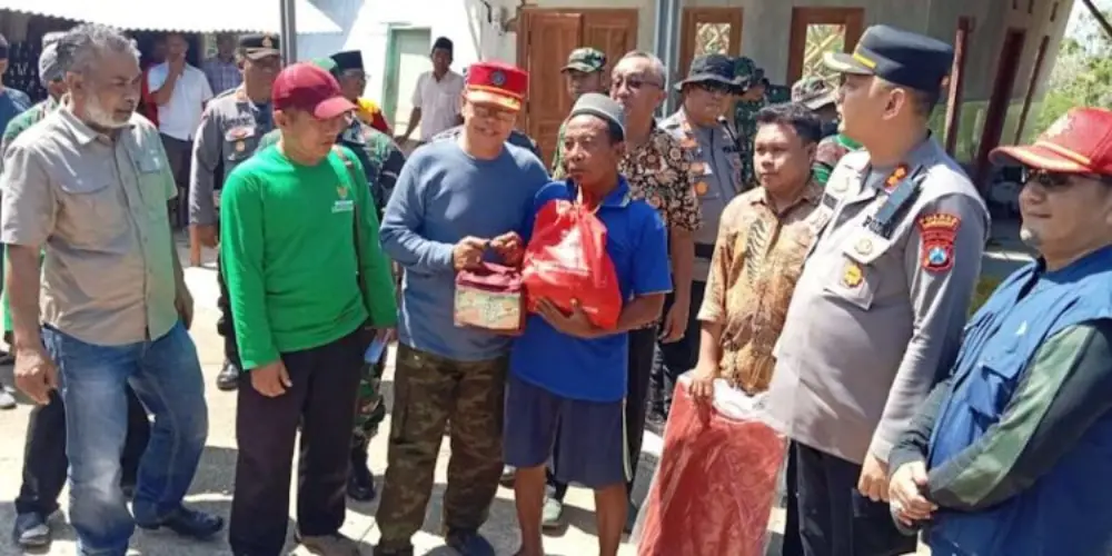 Baznas dan BPBD Sumenep menyalurkan bantuan darurat bagi korban gempa di Pulau Sapudi.