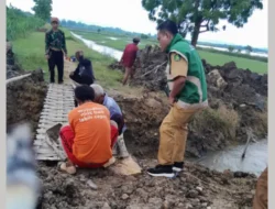 Jalan Vital 4 Desa Dijebol PT Garam, Akses Ekonomi Warga Saronggi Lumpuh