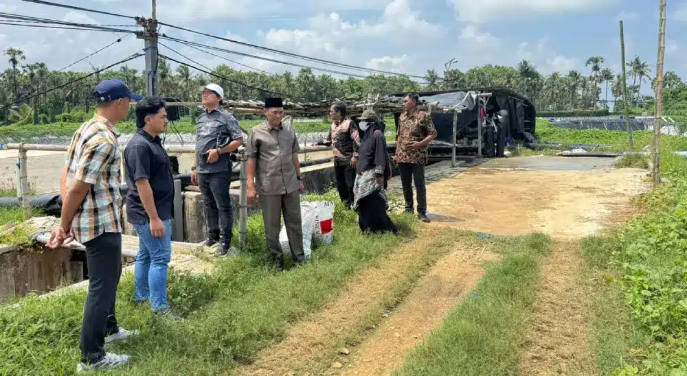 Pansus Tambak Udang DPRD Sumenep melakukan sidak ke tambak udang di Kecamatan Dasuk yang dipimpin Ketua Pansus Akhmadi Yasid.