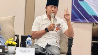 Ilustrasi seleksi sekda yang diwarnai konflik kewenangan, krisis etika, dan kegaduhan politik dalam birokrasi daerah.